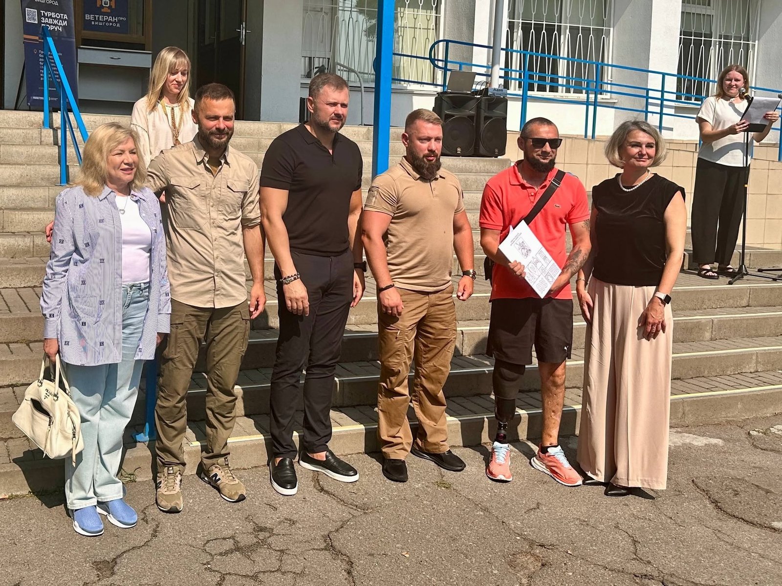 Обухівська громада отримала інклюзивний автомобіль для ветеранського простору