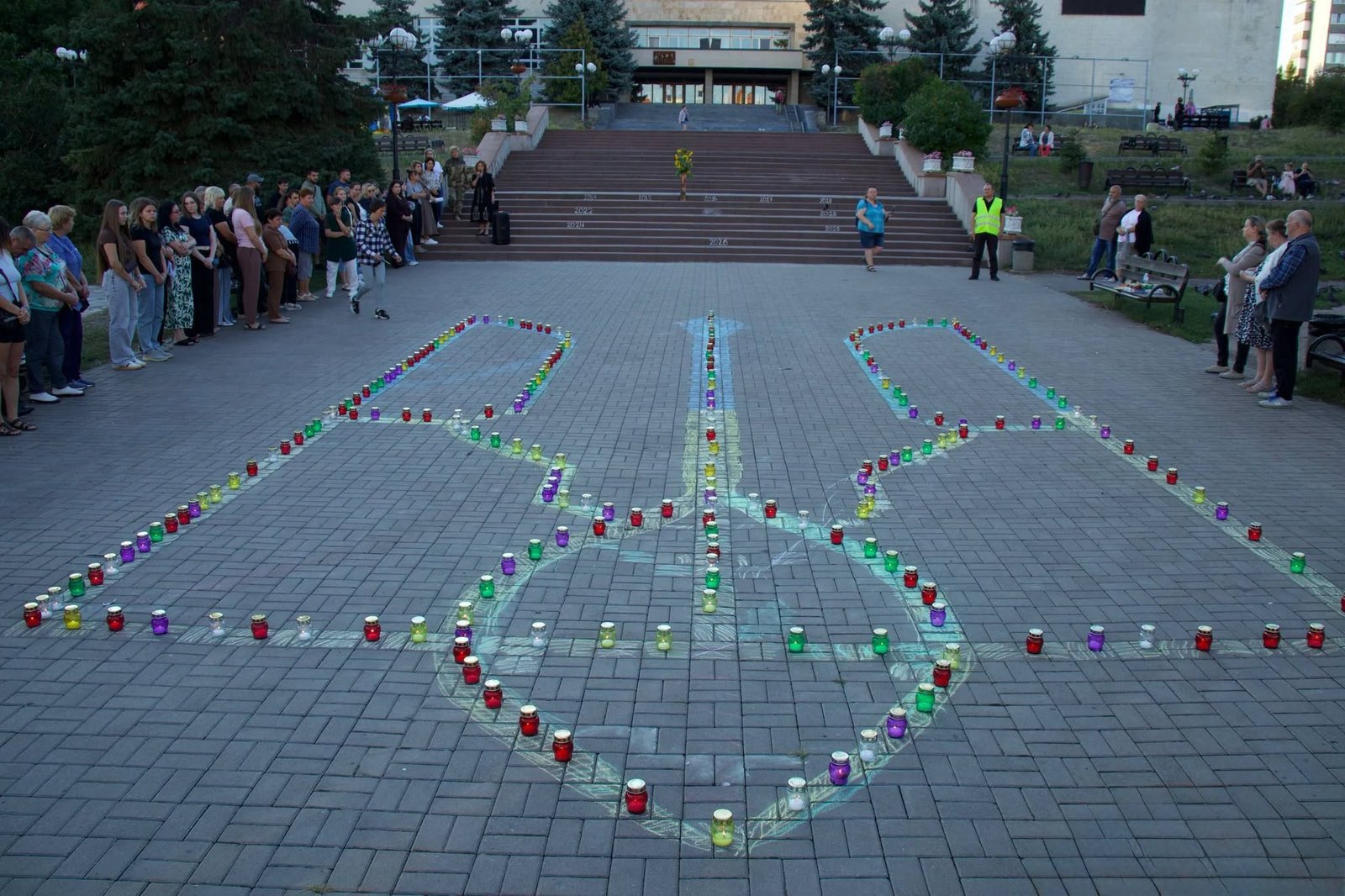 228 загиблих. 228 вогників. 228 імен, які назавжди залишаються з нами