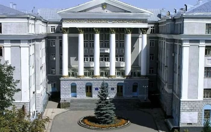 Навчання в ХНАДУ — якісна освіта дистанційно